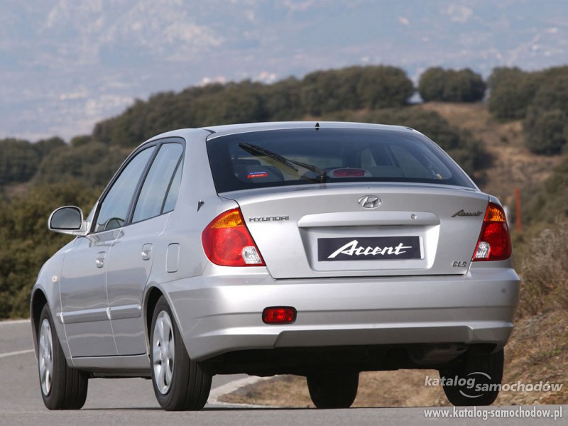 Hyundai Accent technical specifications and fuel economy